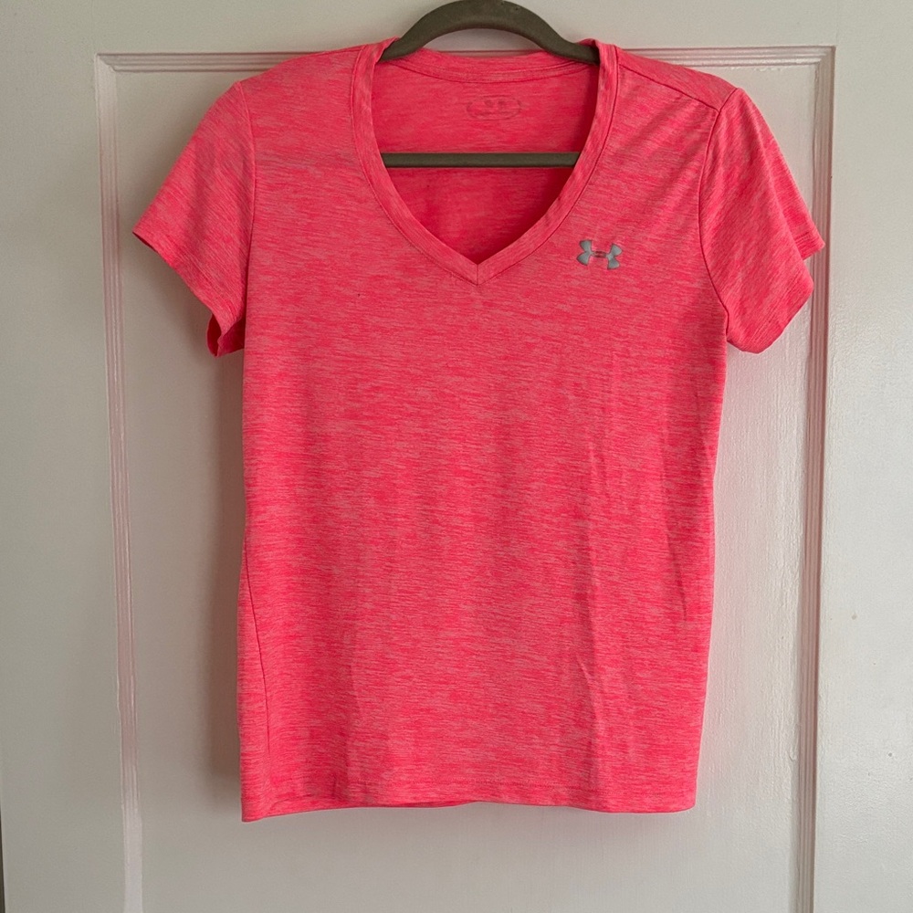 Under Armour Women's Coral Heather V-Neck Tee